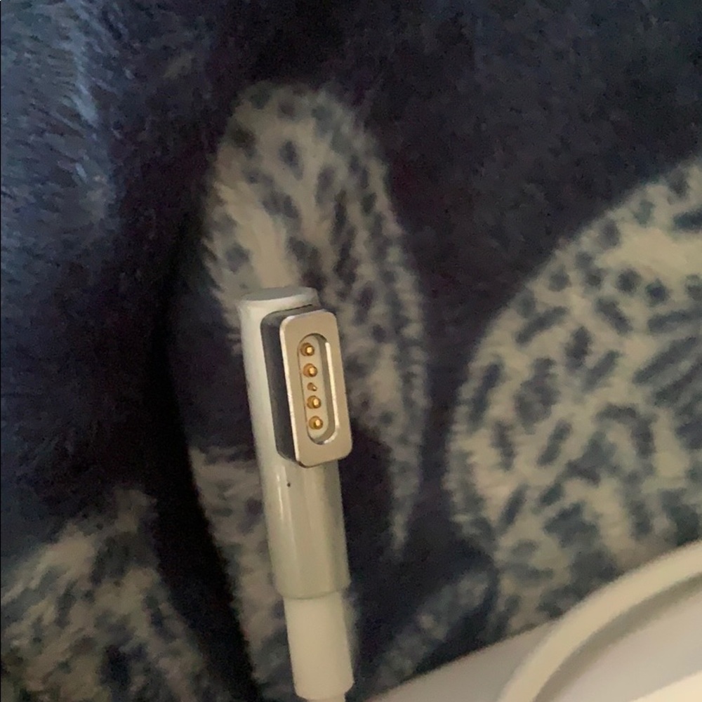 MacBook Power Adapter - Picture 2 of 2